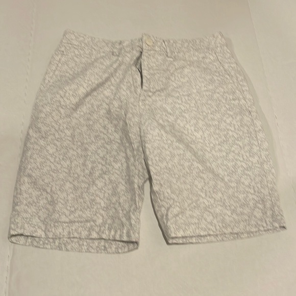 Old Navy Other - Old Navy White and Gray Floral Shorts